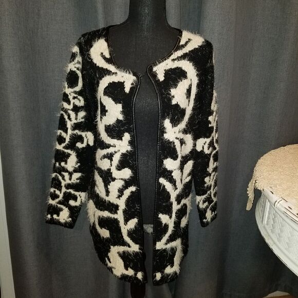 Cardigan Sisters Eyelash open front sweater jacket sz med Pre-owned - Picture 1 of 6